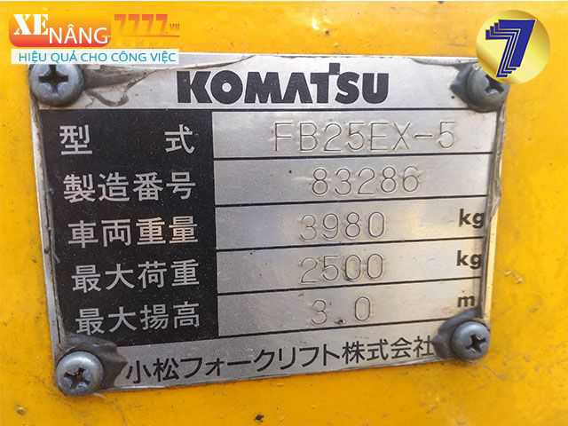 Xe nâng điện ngồi lái KOMATSU FB25EX-5