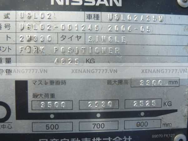 Xe nâng xăng-ga NISSAN UGL02A35W