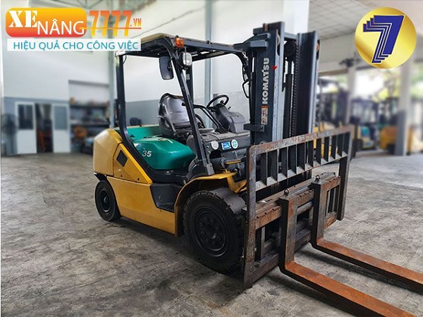 Xe nâng Komatsu đảm bảo khả năng vận hành trơn tru