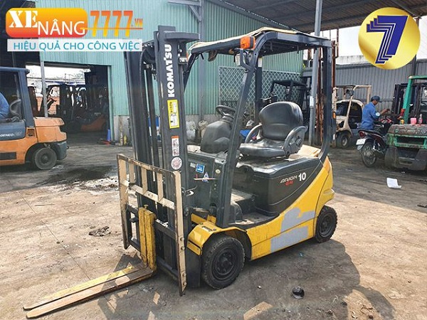 Xe nâng điện ngồi lái Komatsu