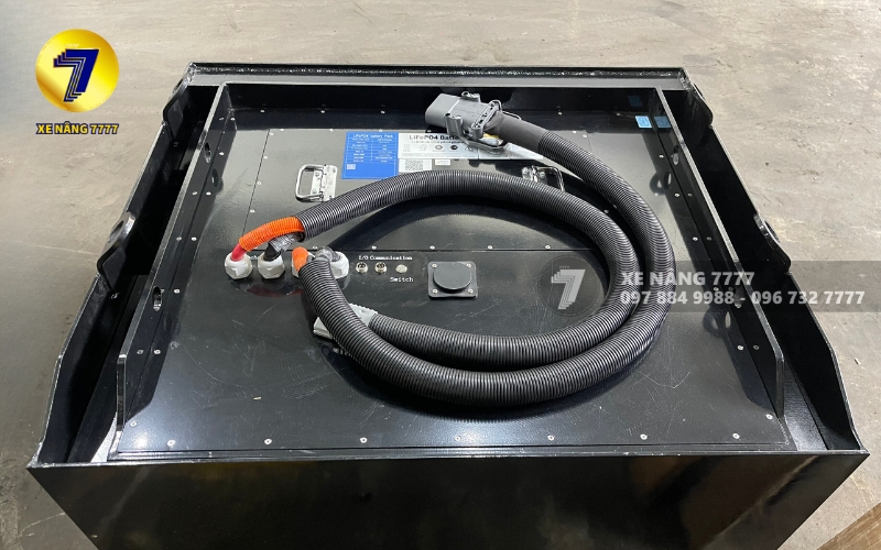 Kiểm tra ắc quy đối với xe nâng điện