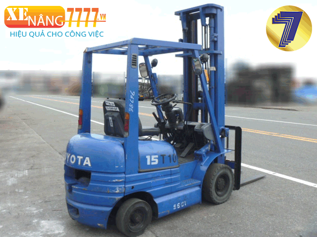 Xe nâng dầu TOYOTA 02-6FD15