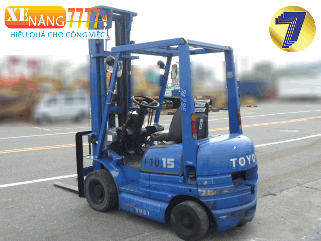 Xe nâng dầu TOYOTA 02-6FD15