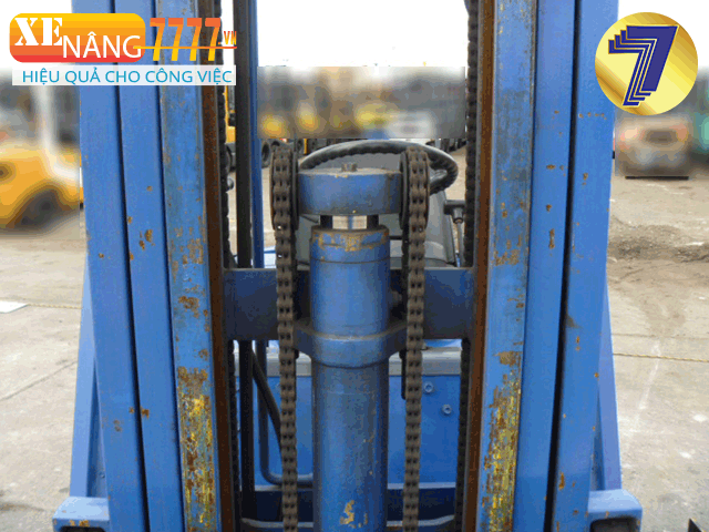 Xe nâng dầu TOYOTA 02-6FD15