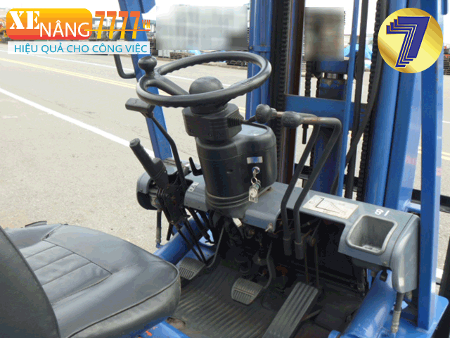 Xe nâng dầu TOYOTA 02-6FD15