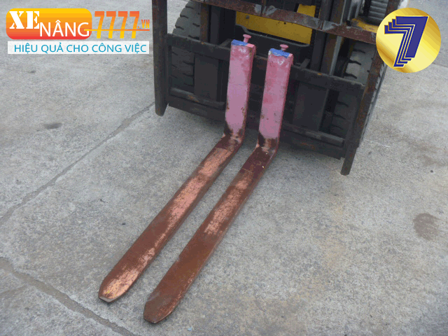 Xe nâng dầu KOMATSU FD15T-18