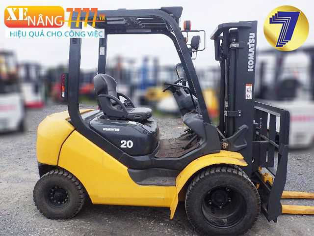 Xe nâng dầu KOMATSU FD25T-17