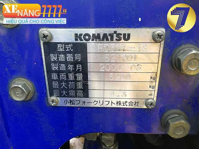Xe nâng dầu KOMATSU FD30T-12