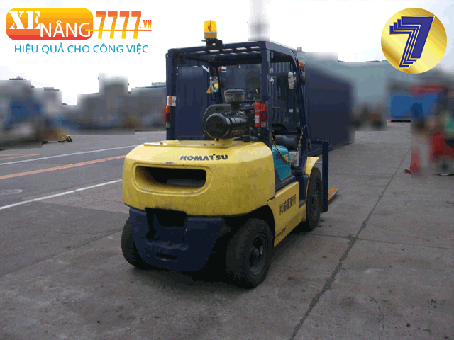 Xe nâng dầu KOMATSU FD35T-7