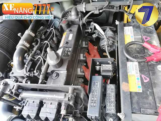 Xe nâng dầu KOMATSU FH40-1