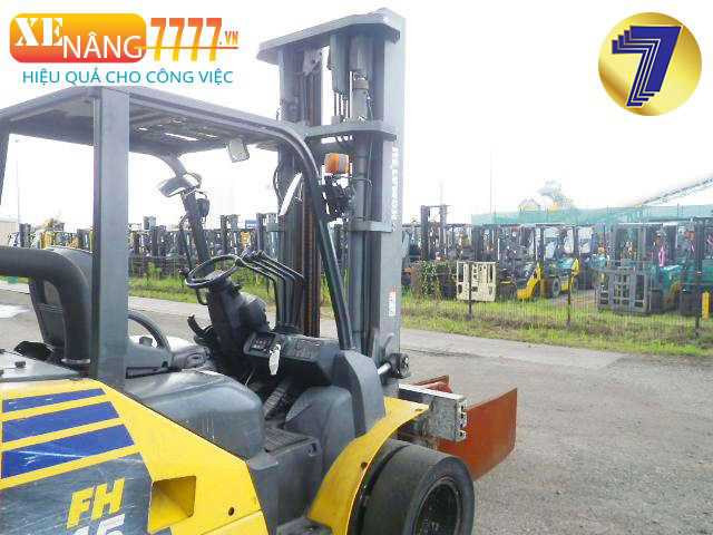 Xe nâng dầu KOMATSU FH45-1