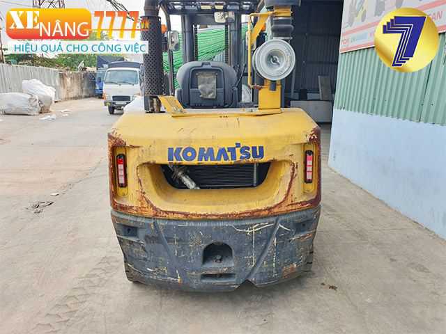 Xe nâng dầu KOMATSU FH45-1