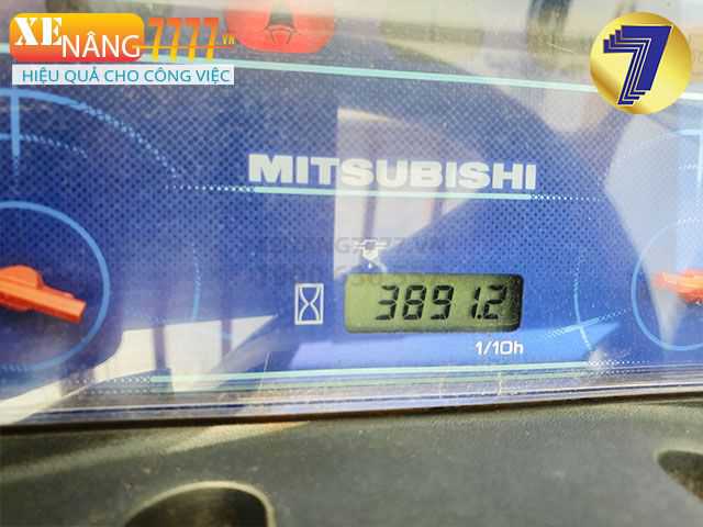 Xe Nâng Dầu MITSUBISHI FD15T