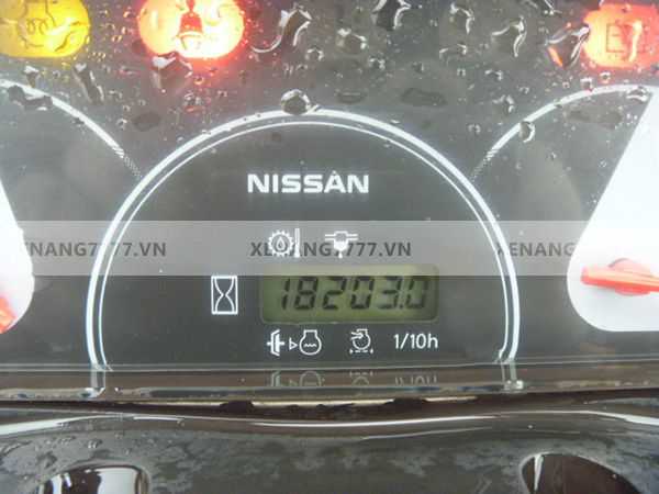 Xe nâng dầu NISSAN YL02A25