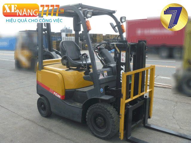 Xe nâng dầu TCM FD10C13