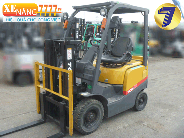 Xe nâng dầu TCM FD10C13