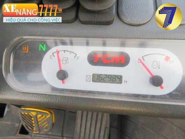 Xe nâng dầu TCM FD15T13