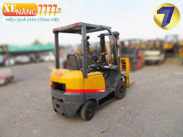 Xe nâng dầu TCM FD15T13