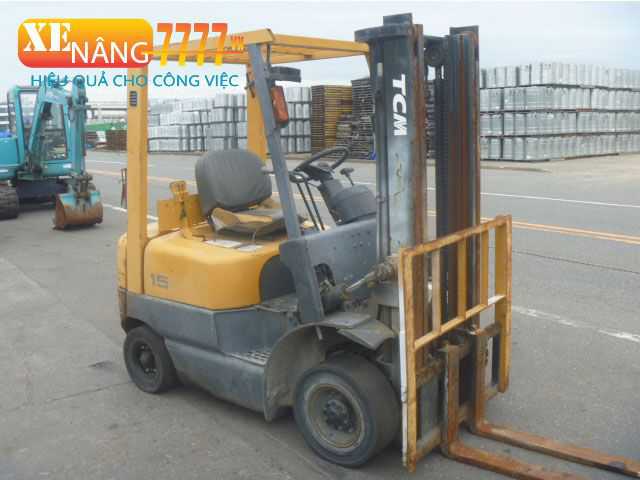 Xe nâng dầu TCM FD15Z18