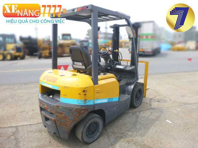 Xe nâng dầu TCM FD20T4