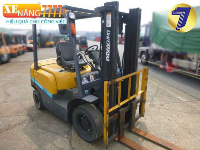 Xe nâng dầu TCM FD20T4