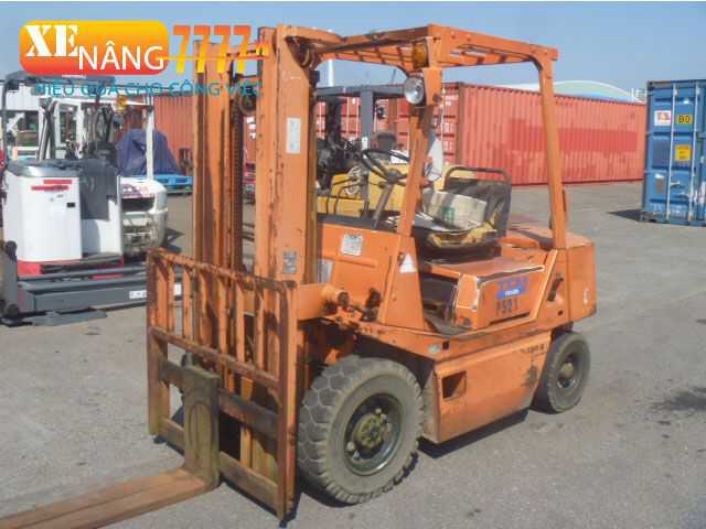 Xe nâng dầu TCM FD25Z2