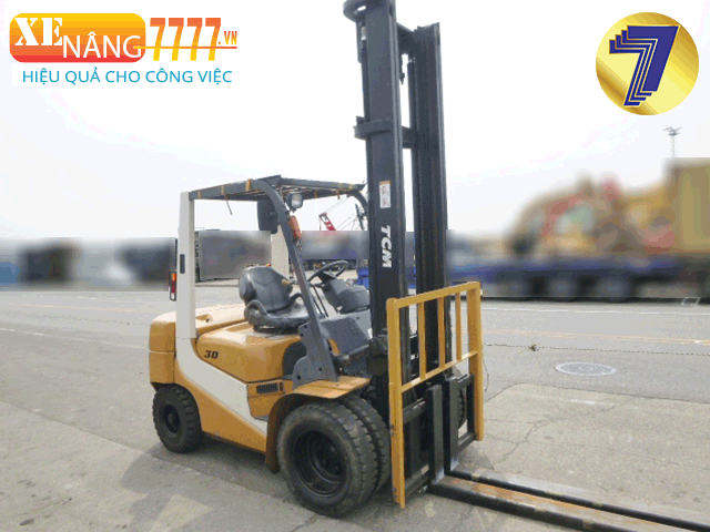 Xe nâng dầu TCM FD30T6