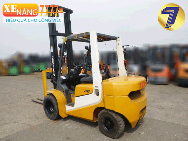 Xe nâng dầu TCM FD30T6