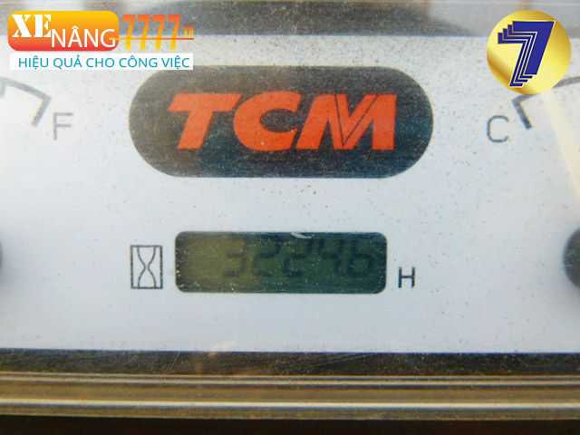 Xe nâng dầu TCM FD70-2