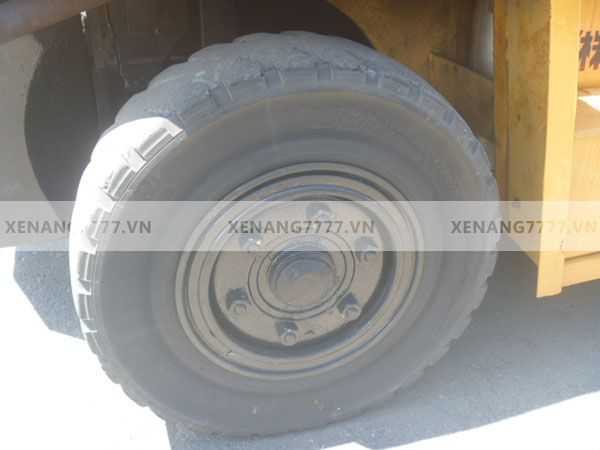 Xe nâng dầu TCM FD70Z7