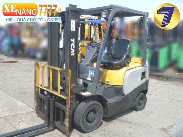 Xe nâng dầu TCM FHD15T3