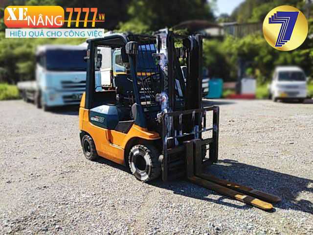 Xe nâng dầu TOYOTA 7FDK25