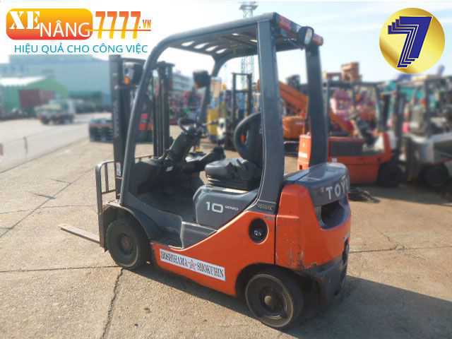 Xe nâng dầu TOYOTA 8FD10