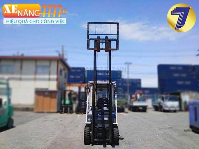 Xe nâng dầu UNICARRIERS FD18T13