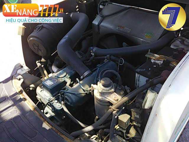 Xe nâng dầu UNICARRIERS FD18T13