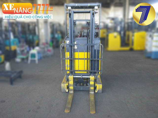 Xe nâng điện đứng lái KOMATSU FB13RS-15