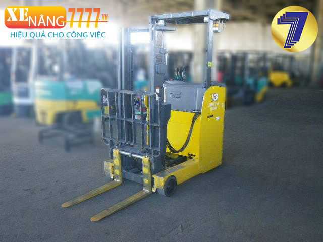 Xe nâng điện đứng lái KOMATSU FB13RS-15