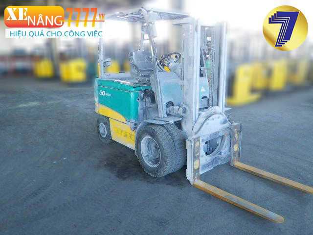 Xe nâng điện ngồi lái KOMATSU FB30-11