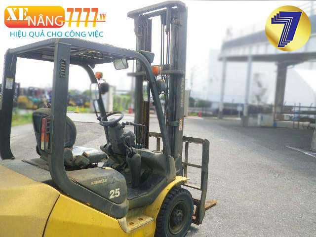 Xe nâng xăng KOMATSU FG25C-17